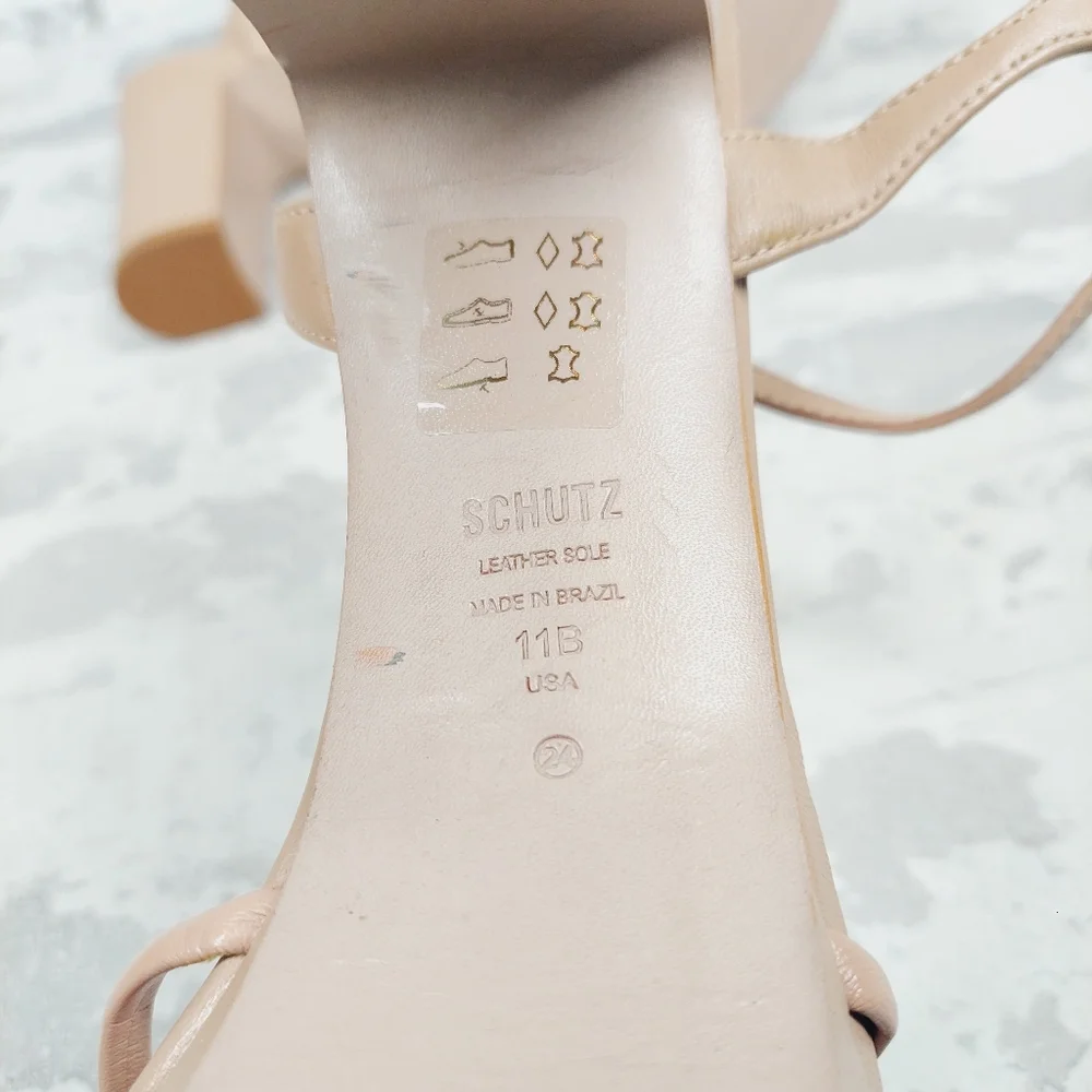 Women’s Chunky Platform Sandals in Nude